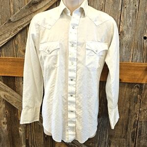 Vintage Open Range Pearl Snap 15-34 Extra Long Tail Textured White Long Sleeve